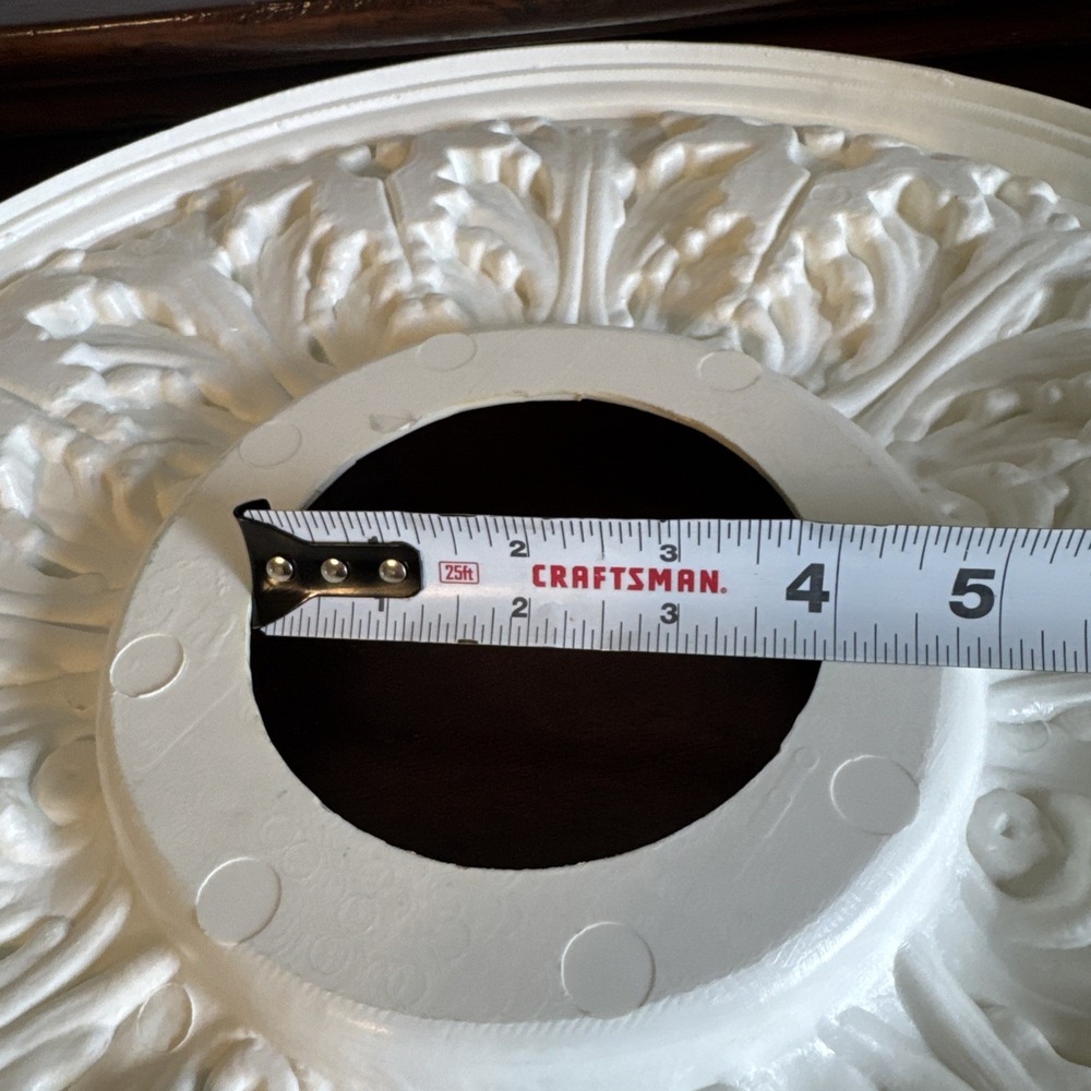 15.50" Ceiling Medallion Round Molded Plastic Vintage - Picture 14 of 15